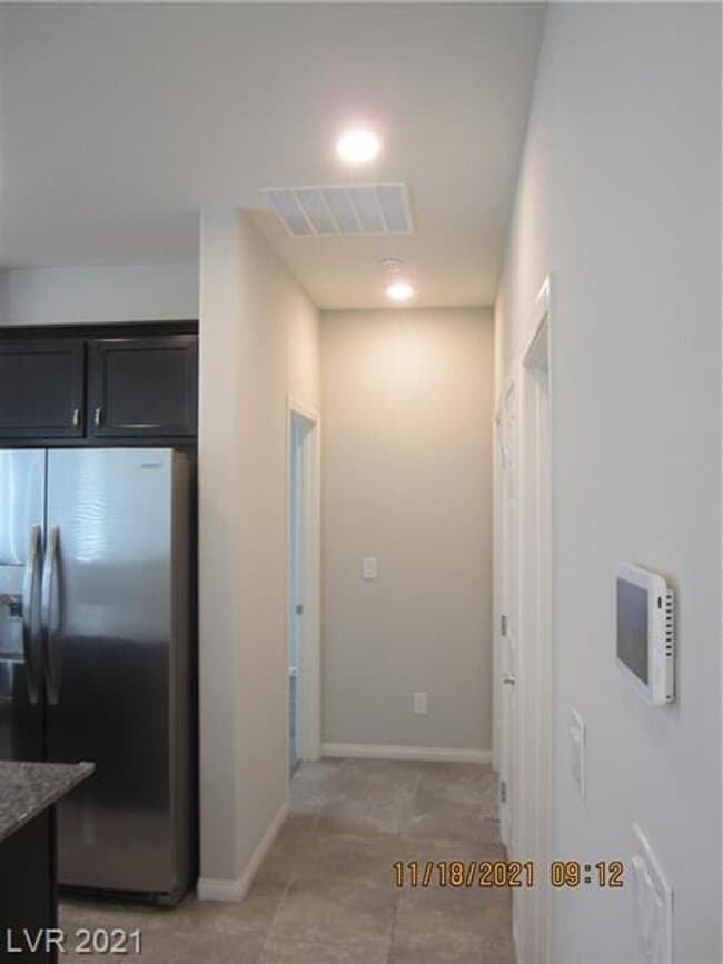 Building Photo - 4319 Creekside Cavern Ave