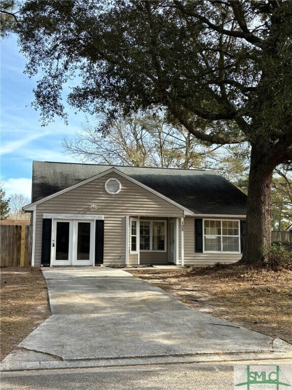 Primary Photo - 105 Pelican Ln