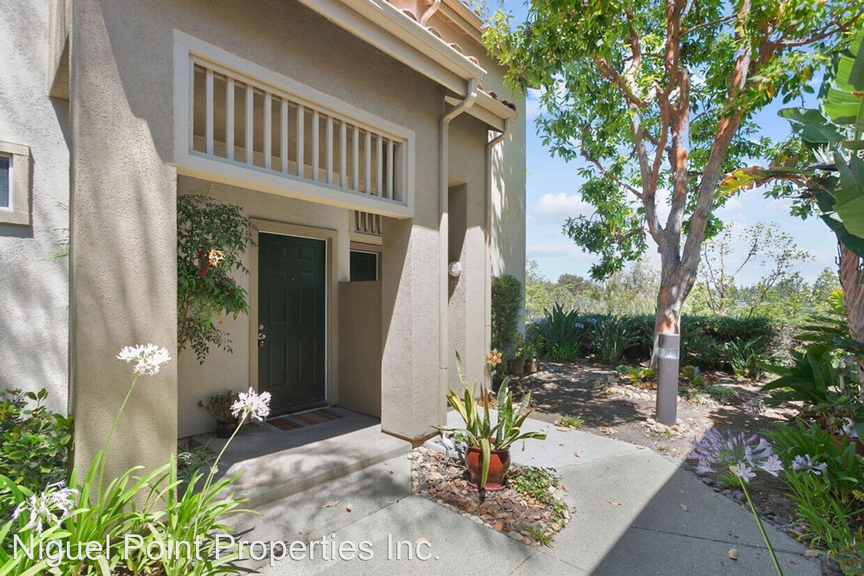 Primary Photo - 2 br, 2 bath House - 5 Silver Glade