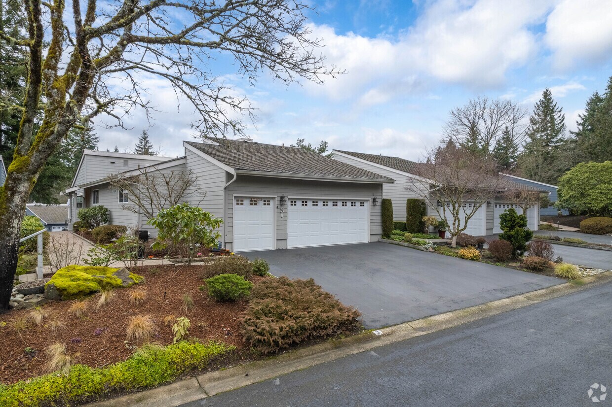 Exterior - Fairway Village