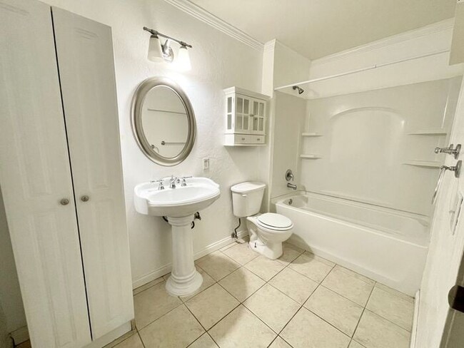 Foto del edificio - Quaint 1BR / 1 BA unit in Mission Valley