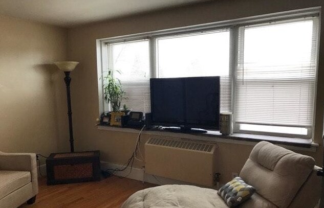 Building Photo - 461 Arborway