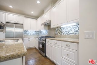 Photo - 73 City Stroll House