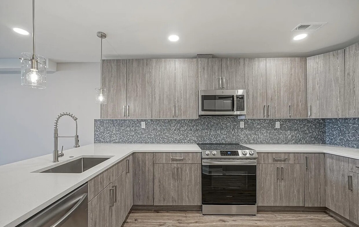 Photo - 1702 N Gratz St (Philadelphia, PA)