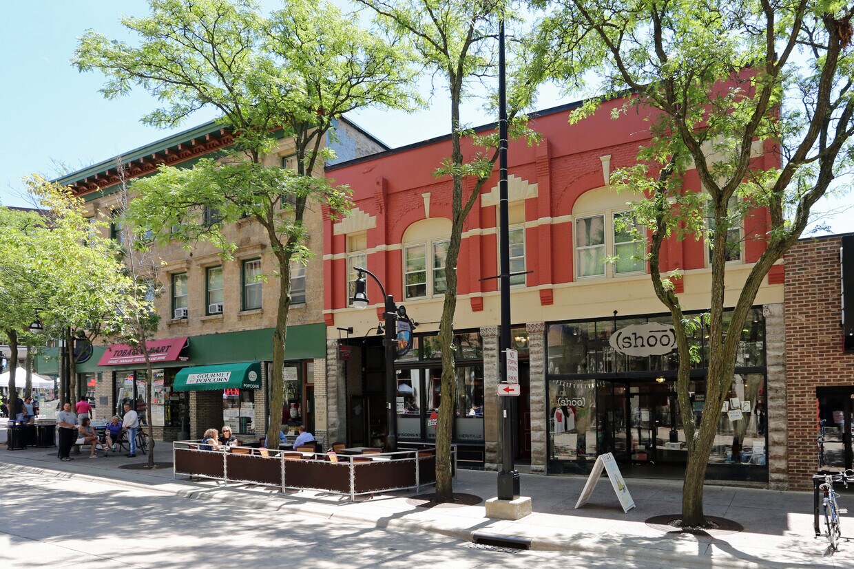 Primary Photo - Caputo Apartments