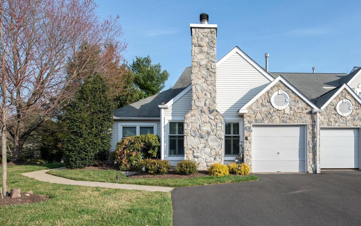 8 Partridge Ct, Newtown, PA 18940 Townhome Rentals in Newtown PA