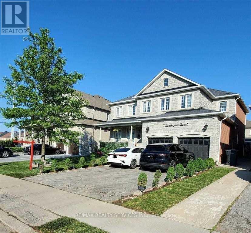 Primary Photo - 3 Lexington Rd