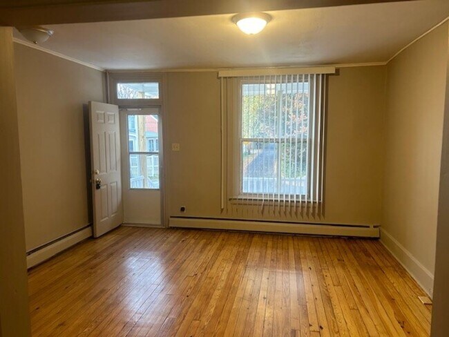 Foto del edificio - Harrisburg School District 4 Bedrooms 1 Ba...