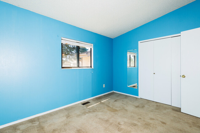 Building Photo - 5672 S Buckskin Pass Dr