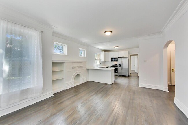 Foto del edificio - 4300 N Richmond St