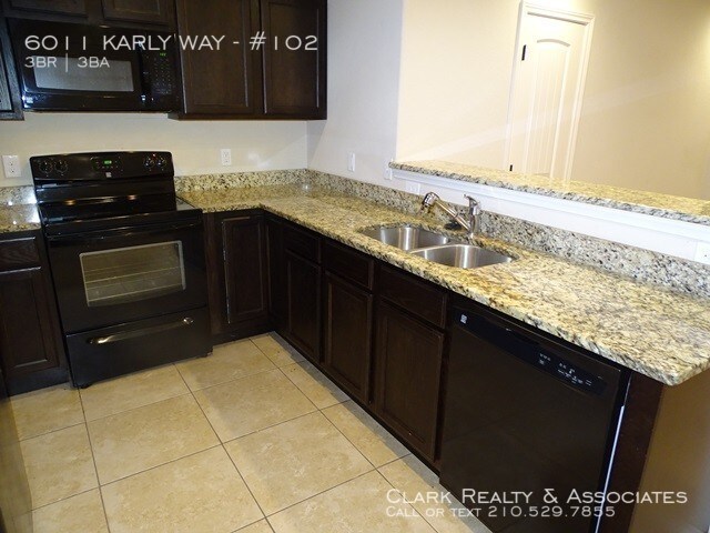 Foto del edificio - 6011 Karly Way #102, San Antonio, TX. 78244