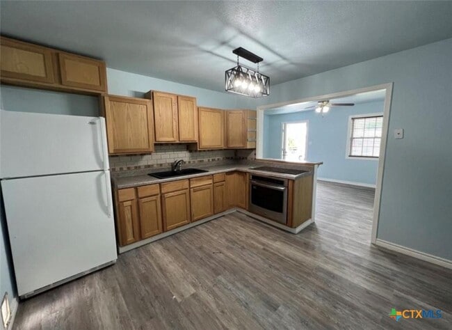 Foto del edificio - 304 Margaret Lee St