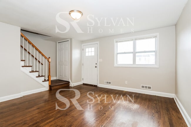 Building Photo - At Last, This Is What You Have Been Searching For!