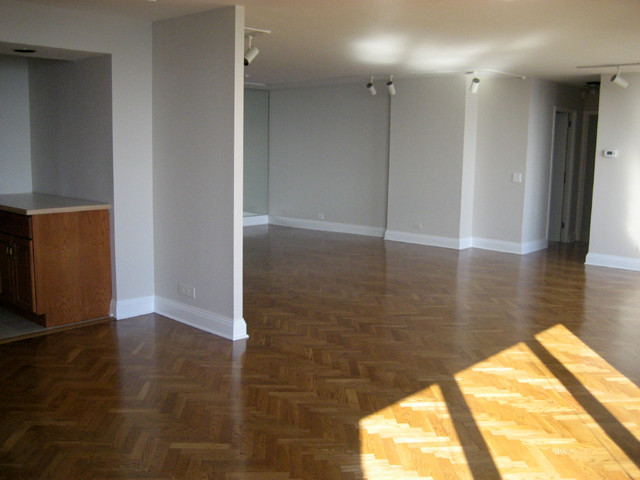 Foto principal - 2500 N Lakeview Ave