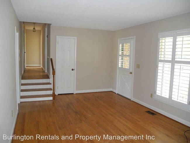Building Photo - 4 br, 2 bath House - 3313 Elk Street