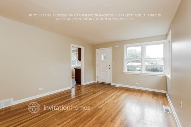 Building Photo - 1624 Mulford St