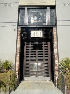 Building Photo - 461 2nd St