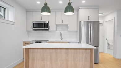 Building Photo - 87 Prince Albert Rd