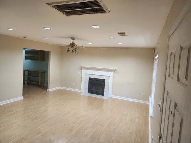 Building Photo - 4227 Painted Trillium Ct