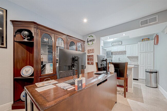 Foto del edificio - 1860 White Oak Dr