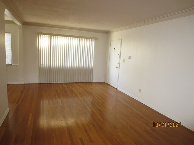 Sala de estar - 1016 S Shenandoah St