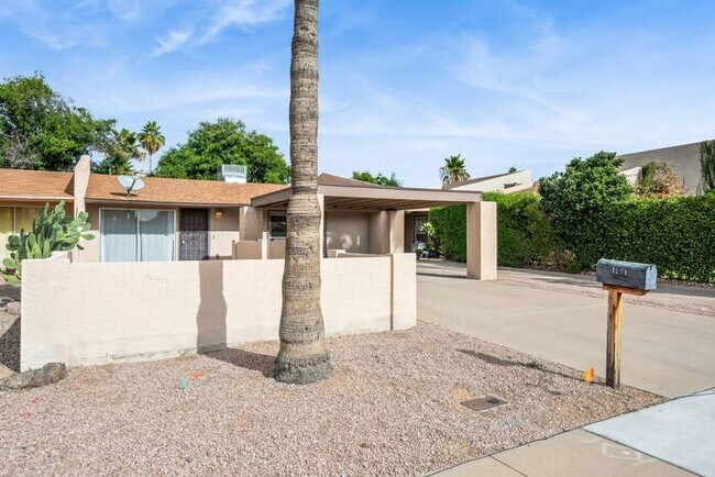 Foto del edificio - Cozy 2-bedroom, 1.5-bath townhome