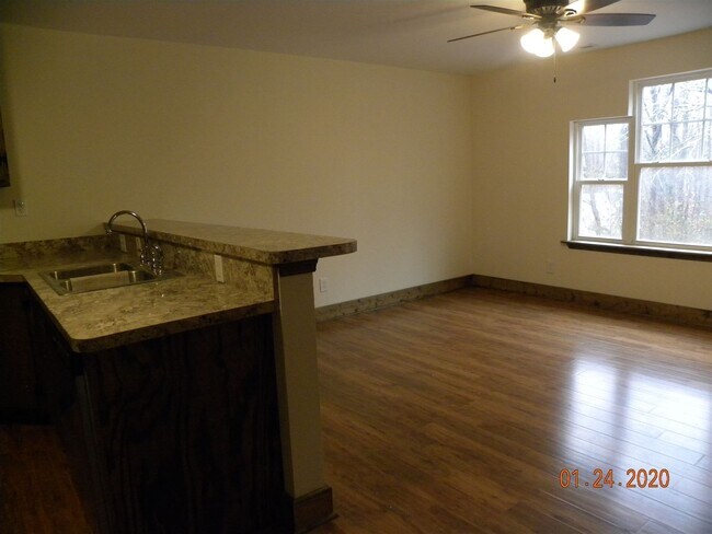 Foto del edificio - 3575 Jefferson River Rd