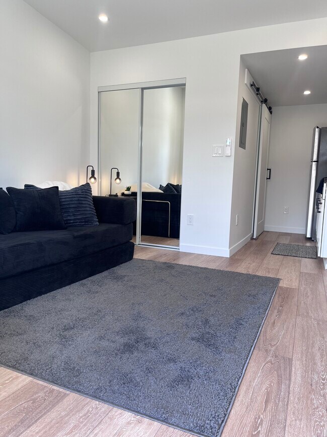 Foto del edificio - Wilos LLC