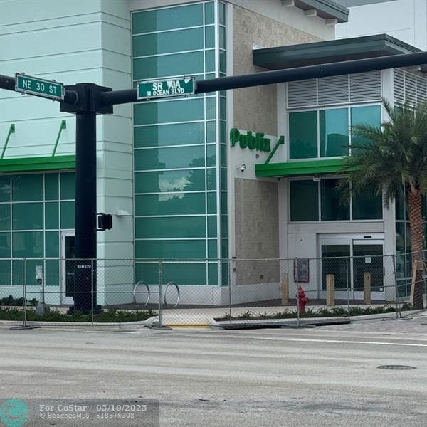 Building Photo - 2918 N Ocean Blvd