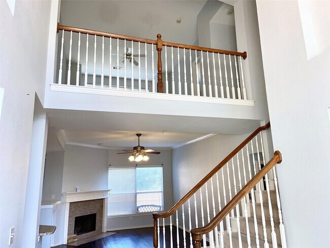 Foto del edificio - 4605 Hinton Dr