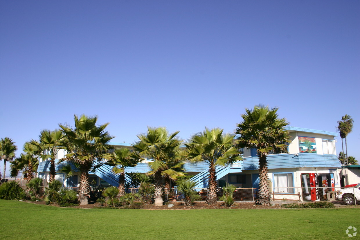 Primary Photo - Ocean Beach Apartments