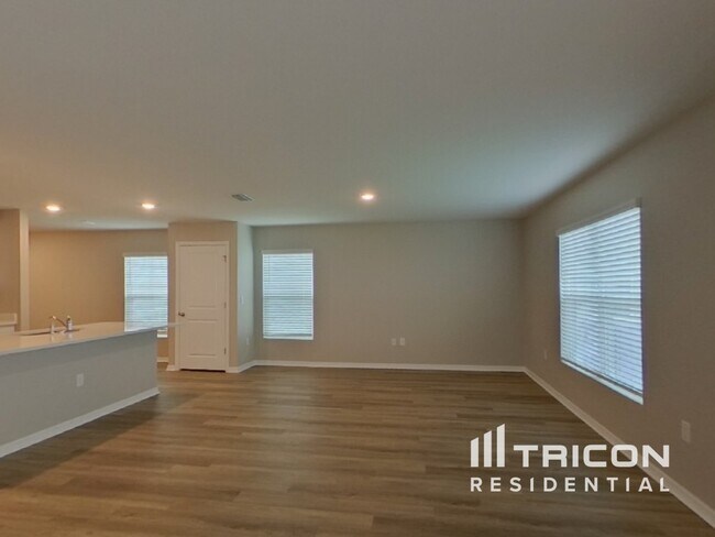 Foto del edificio - 5026 Rocky Coast Pl
