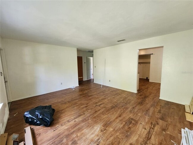 Building Photo - 5817 NW 23rd Terrace