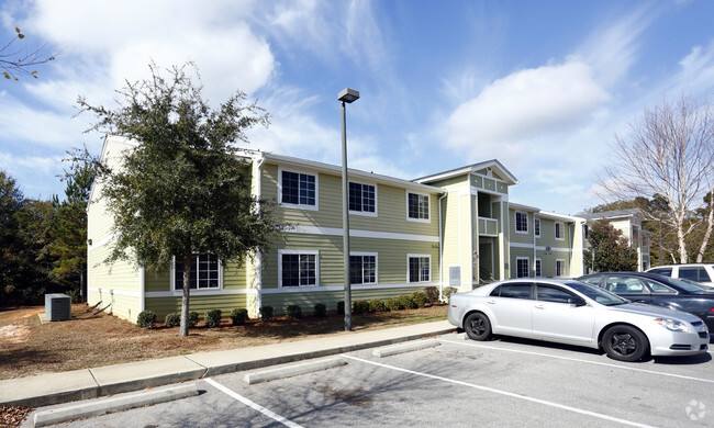 Building Photo - Magnolia Crossing