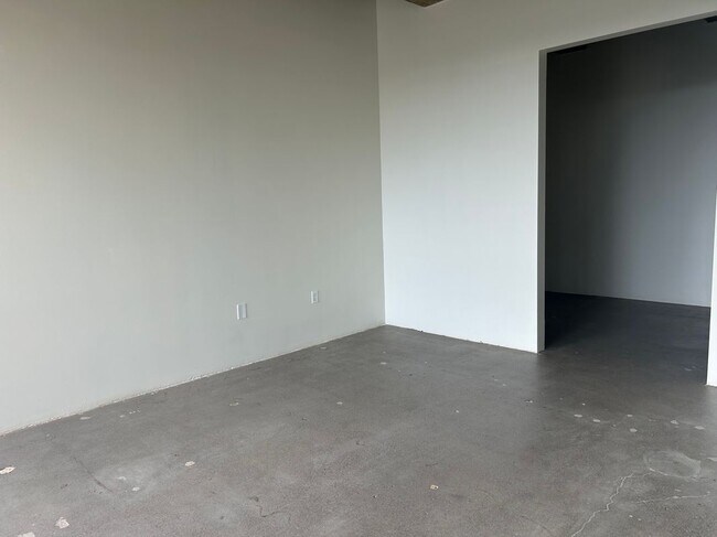 Foto del edificio - 2404 Wilshire Blvd