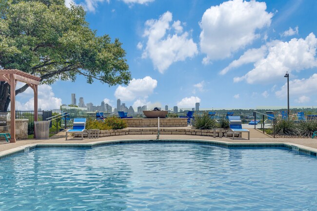 Foto del edificio - Cliffs at Barton Creek