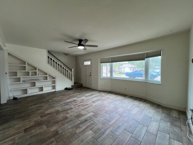 Living Room - 7243 Amhurst Way