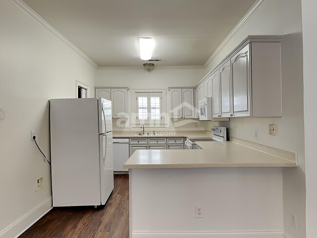 Building Photo - 6111 Creft Cir