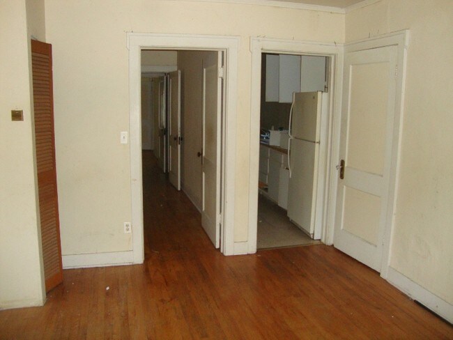 Foto del edificio - 2759 Charlotte St