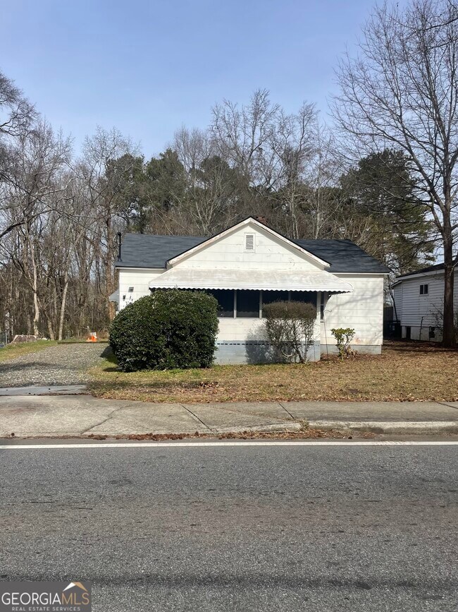 Foto del edificio - 2294 Bouldercrest Rd