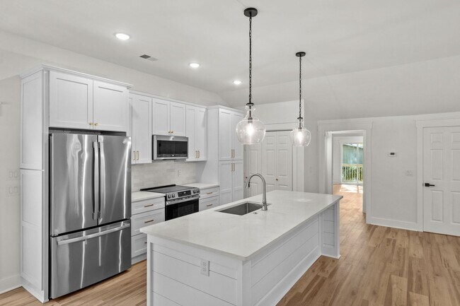 Building Photo - Walk to the Beach! Beautiful Two bedroom in Surfside East of 17! Large Lot!