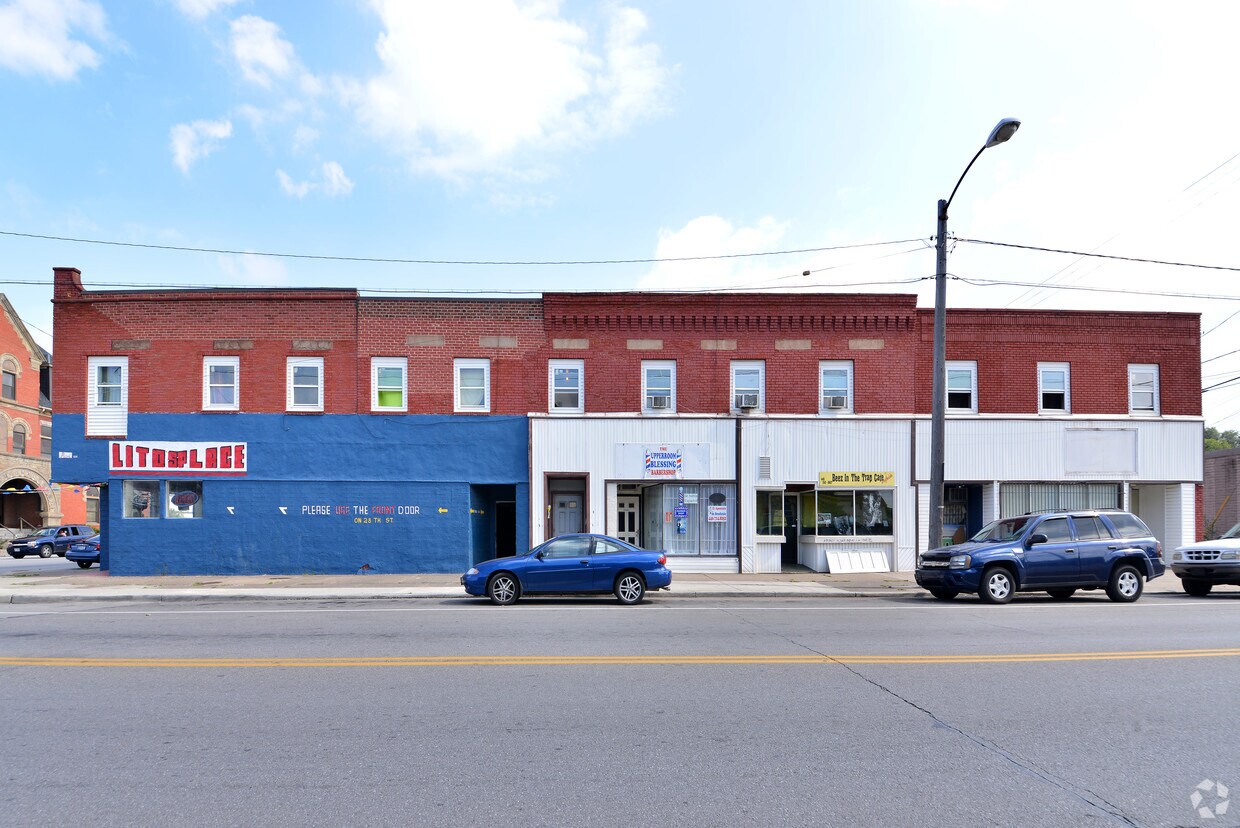 Building Photo - 2811 Pearl Ave