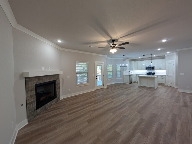 Building Photo - 22 Magrath Ln