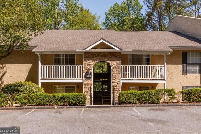 Foto del edificio - 3005 Seven Pines Ln