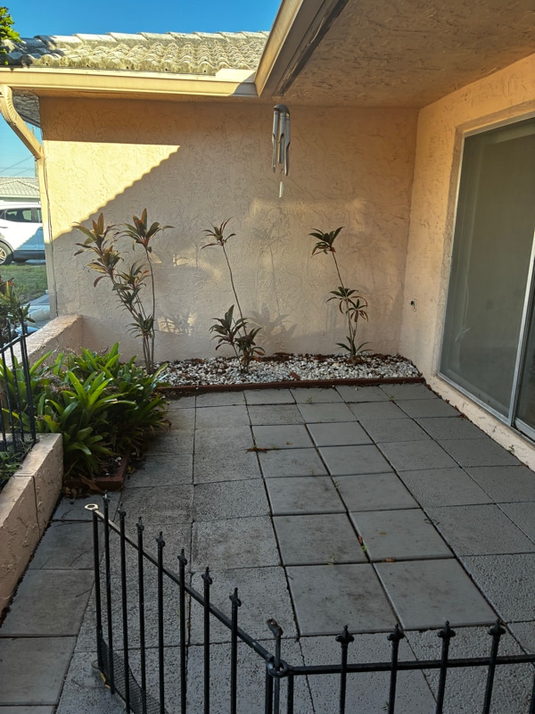 Photo - 5428 Larchmont Ct Apartment