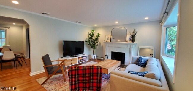 Foto del edificio - 39 Greenfield Ave