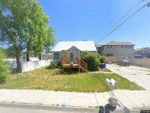 Building Photo - 7 S 4th W