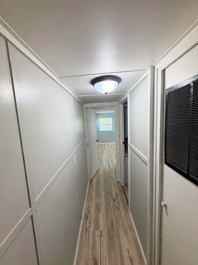 Foto del edificio - 43 Deerwood Park