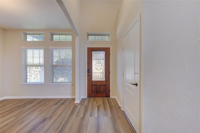 Foto del edificio - 6027 Mystic Berry Dr