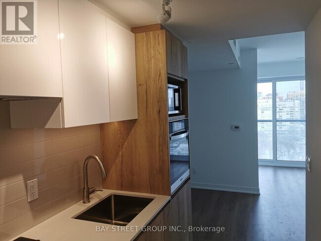 Photo du bâtiment - 319 Jarvis St